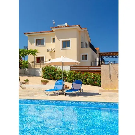 Hera * Paphos